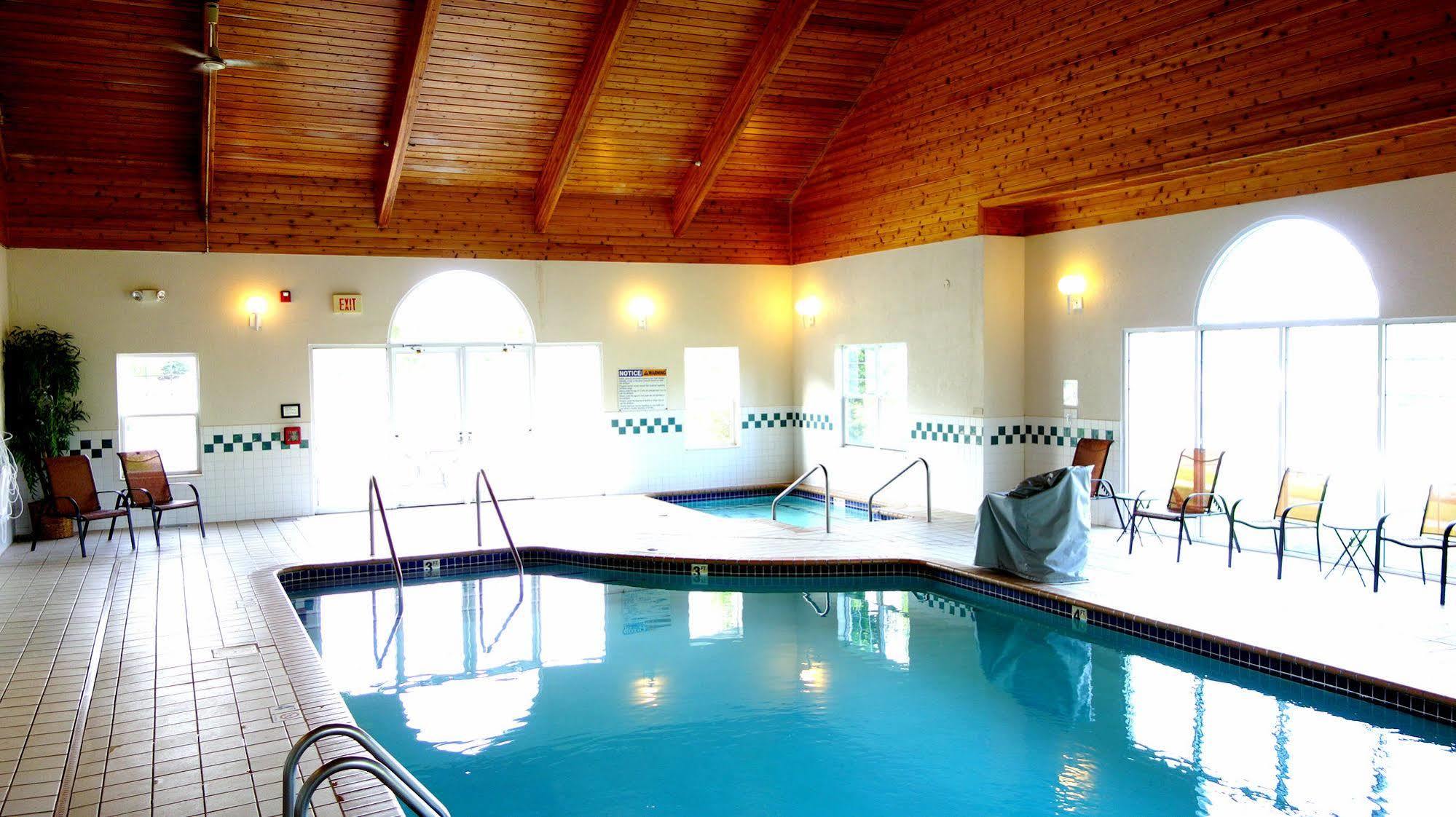 Country Inn River Falls 外观 照片